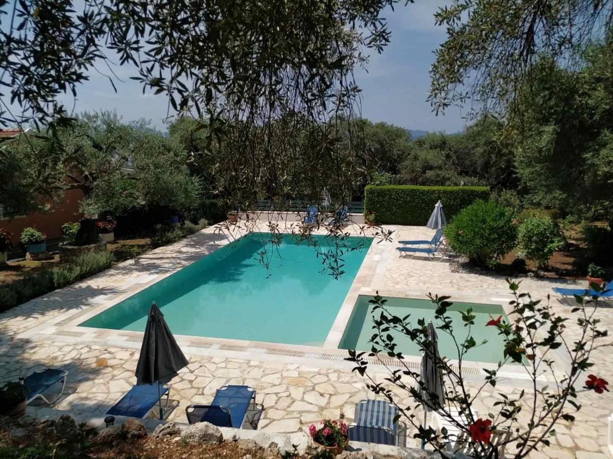 Villa Stefanos Apartments By Hotelius Γλύφα Εξωτερικό φωτογραφία